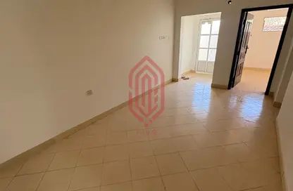 Apartment - 2 Bedrooms - 2 Bathrooms for rent in Diraz - Northern Governorate