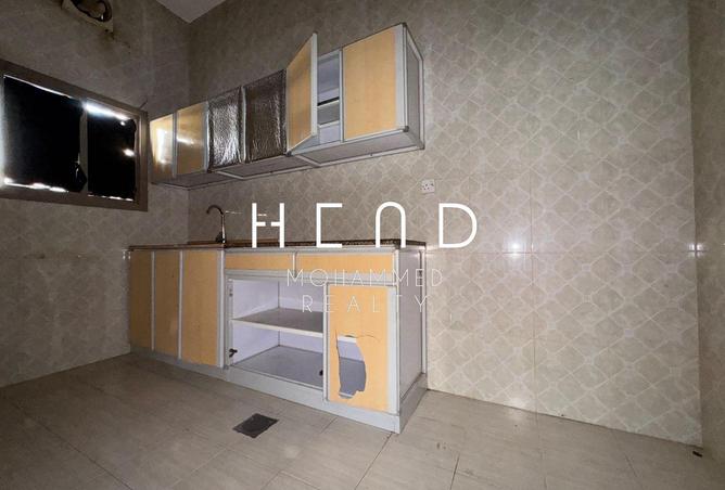 953275 - Property Image 2
