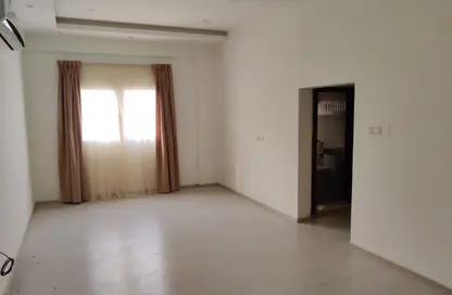 Apartment - 3 Bedrooms - 4 Bathrooms for sale in Isa Town - Central Governorate