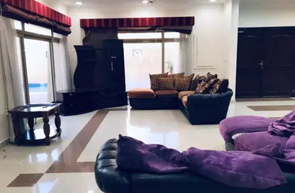 Villa - 4 Bedrooms - 6 Bathrooms for rent in Saar - Northern Governorate