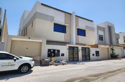 Villa - 3 Bedrooms - 5 Bathrooms for sale in Hamad Town - Northern Governorate