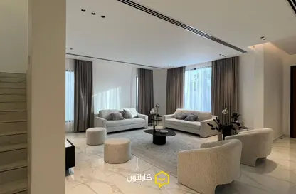 فيلا - 5 غرف نوم - 6 حمامات للبيع في موزون - ديار المحرق - المحرق