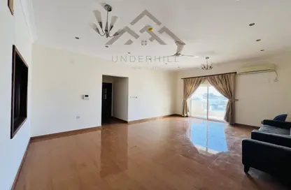 Apartment - 3 Bedrooms - 2 Bathrooms for rent in Seef - Capital Governorate