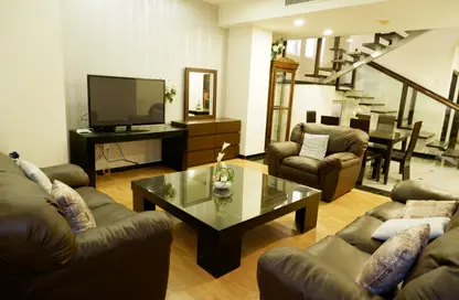 Apartment - 2 Bedrooms - 2 Bathrooms for rent in Al Juffair - Capital Governorate