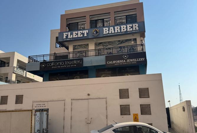 992253 - Property Image 3