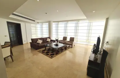 Apartment - 2 Bedrooms - 3 Bathrooms for rent in Al Juffair - Capital Governorate