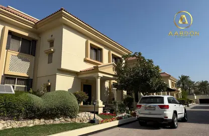 Villa - 4 Bedrooms - 5 Bathrooms for rent in Mahooz - Manama - Capital Governorate