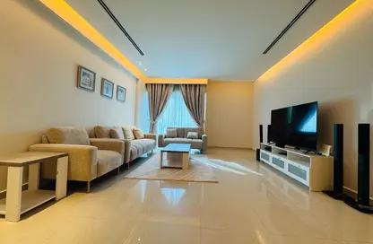 Apartment - 2 Bedrooms - 3 Bathrooms for rent in Reef Island - Capital Governorate