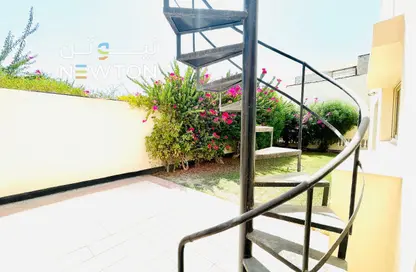 Compound - 3 Bedrooms - 3 Bathrooms for rent in Saar - Northern Governorate