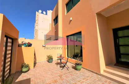 Villa - 3 Bedrooms - 4 Bathrooms for rent in Hidd - Muharraq Governorate