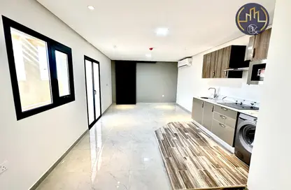 Apartment - 1 Bedroom - 1 Bathroom for rent in Janabiya - Northern Governorate