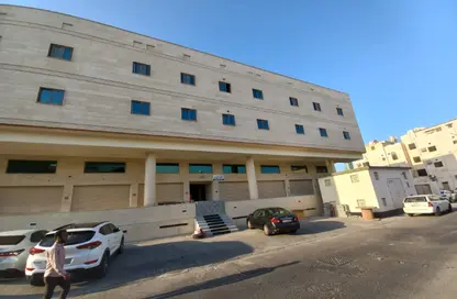 Shop - Studio for rent in Manama Downtown - Manama - Capital Governorate