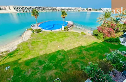 فيلا - 4 غرف نوم - 6 حمامات للايجار في شارع أمواج - أمواج - المحرق