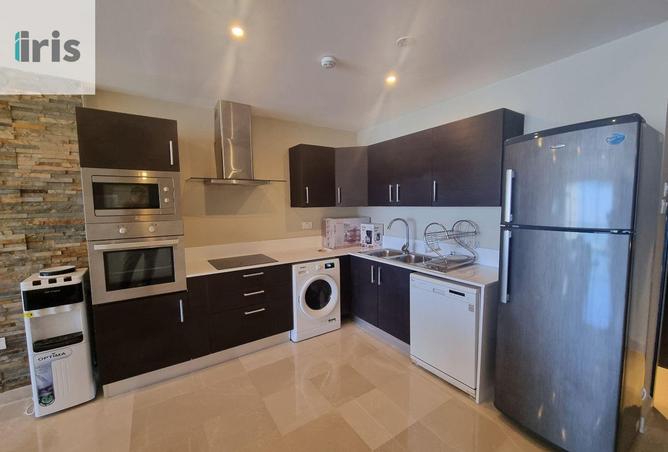 954577 - Property Image 3