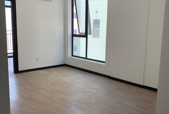 963231 - Property Image 3