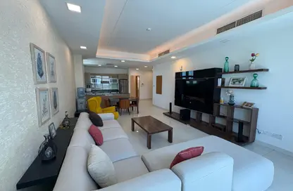 Apartment - 2 Bedrooms - 3 Bathrooms for rent in Al Juffair - Capital Governorate