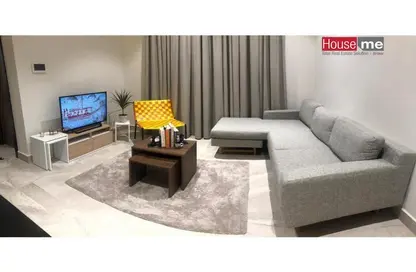 Living Room image for: Apartment - 1 Bedroom - 1 Bathroom for sale in Busaiteen - Muharraq Governorate, Image 1