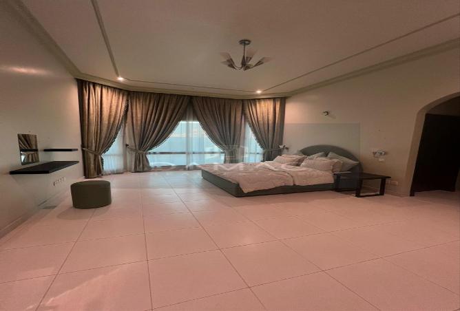 962700 - Property Image 2