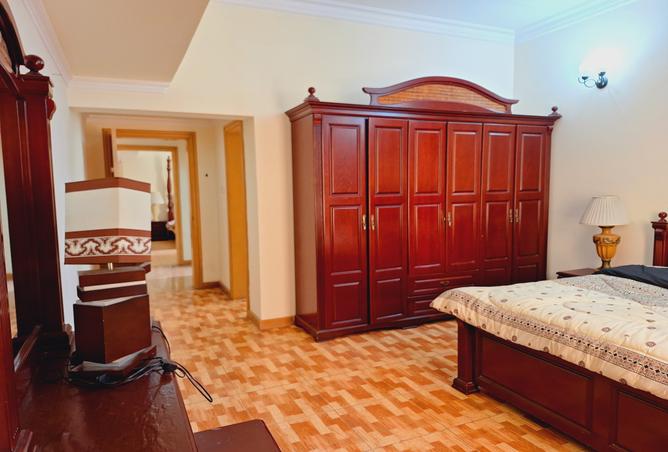 957654 - Property Image 3