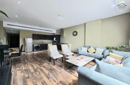 Apartment - 1 Bedroom - 2 Bathrooms for rent in Al Juffair - Capital Governorate