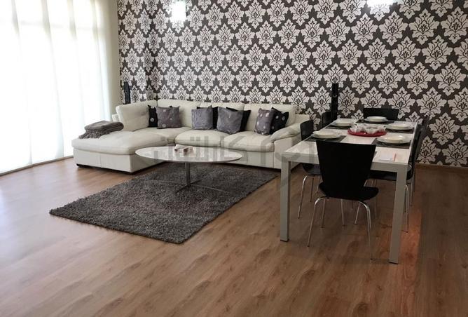 948458 - Property Image 2