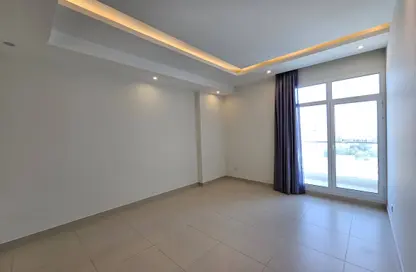Apartment - 2 Bedrooms - 2 Bathrooms for rent in Al Burhama - Manama - Capital Governorate