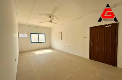 Empty Room image for: Apartment - 2 Bedrooms - 2 Bathrooms for rent in Exhibition Road - Hoora - Capital Governorate, Image 1
