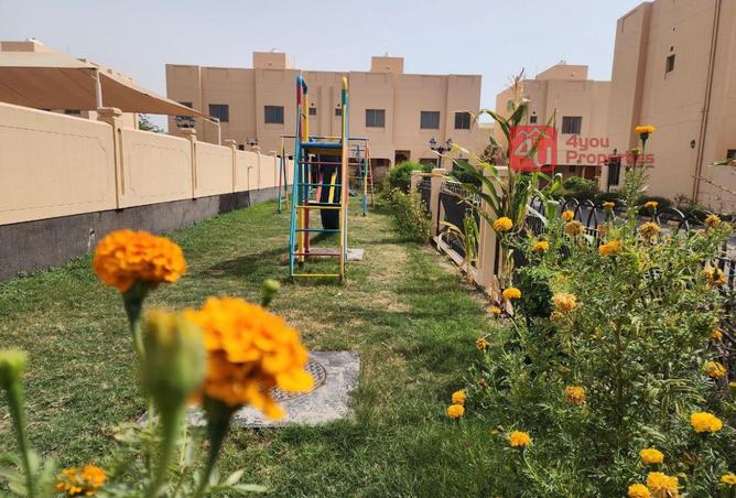 975681 - Property Image 2