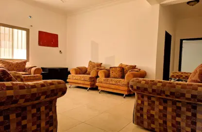 Apartment - 2 Bedrooms - 2 Bathrooms for rent in Jid Ali - Central Governorate