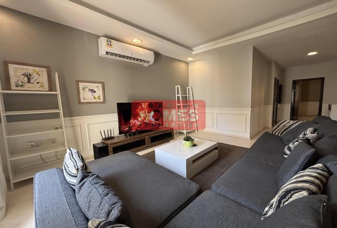 951761 - Property Image 2