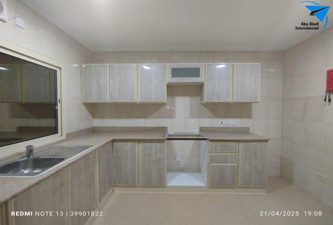 964460 - Property Image 2