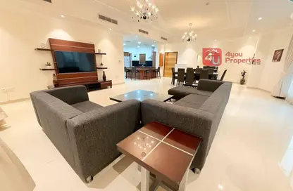 Apartment - 3 Bedrooms - 4 Bathrooms for rent in Segaya - Manama - Capital Governorate