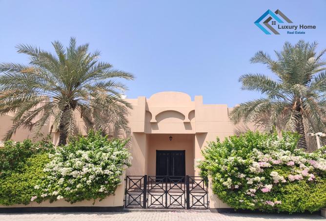 869627 - Property Image 3