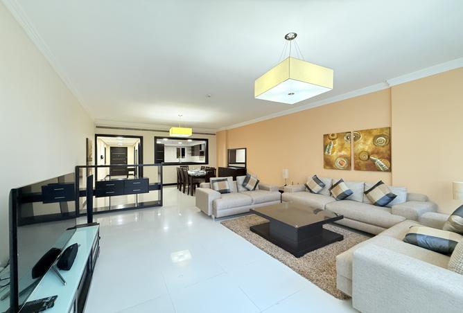 983615 - Property Image 2