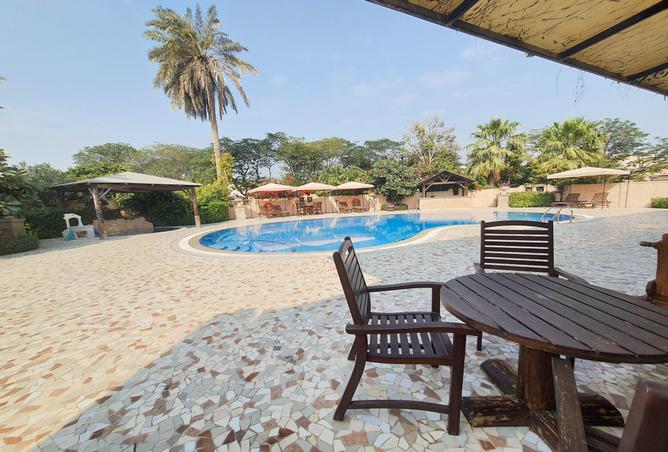 Villa - 4 Bedrooms - 4 Bathrooms for rent in Shakhura - Northern Governorate
