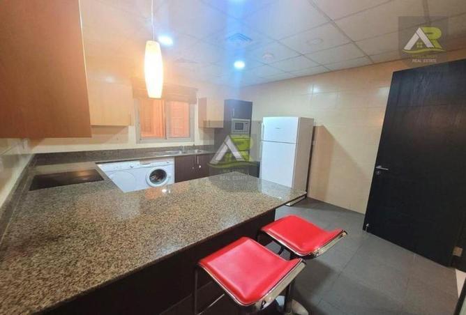 952602 - Property Image 2