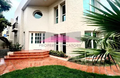 Villa - 4 Bedrooms - 5 Bathrooms for rent in Zinj - Manama - Capital Governorate