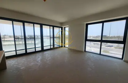 Apartment - 2 Bedrooms - 3 Bathrooms for rent in Marassi Al Bahrain - Diyar Al Muharraq - Muharraq Governorate