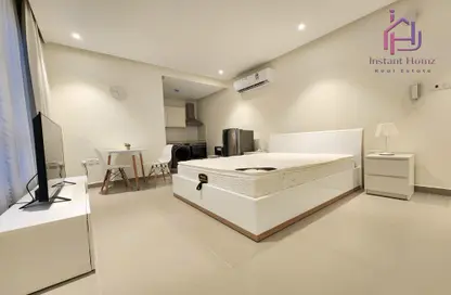 Apartment - Studio - 1 Bathroom for rent in Zinj - Manama - Capital Governorate