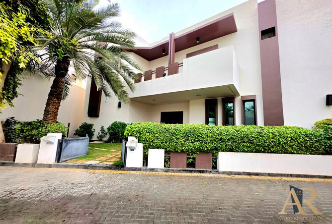 982344 - Property Main Image