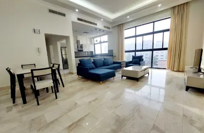 Apartment - 2 Bedrooms - 3 Bathrooms for rent in Um Al Hasam - Manama - Capital Governorate
