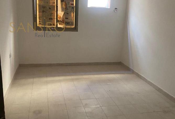 963366 - Property Image 2
