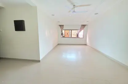 Apartment - 3 Bedrooms - 2 Bathrooms for rent in Tubli - Central Governorate