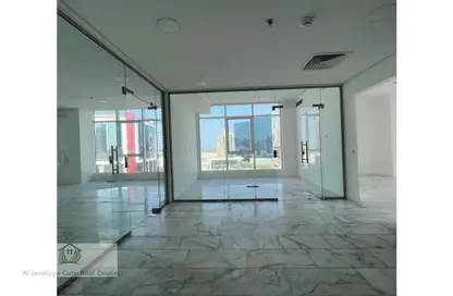 Empty Room image for: Office Space - Studio for rent in Seef - Capital Governorate, Image 1