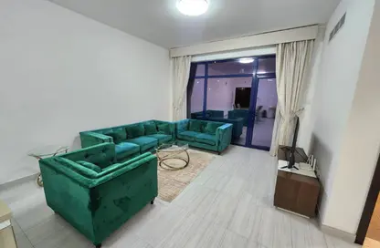 Apartment - 2 Bedrooms - 2 Bathrooms for rent in Al Juffair - Capital Governorate