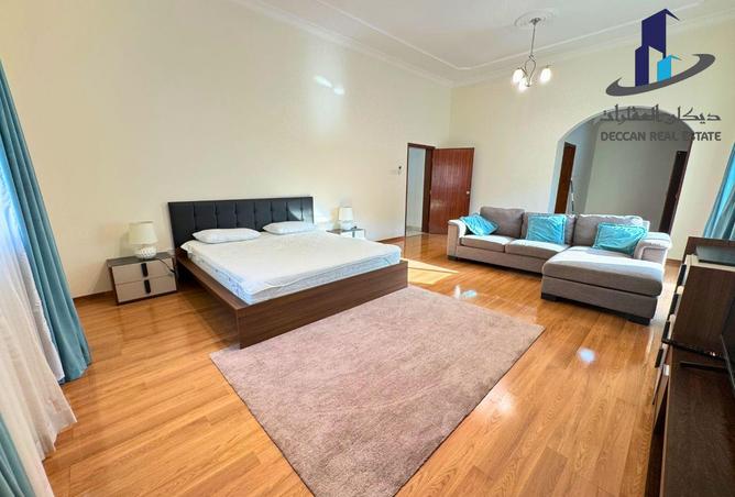 965316 - Property Image 2