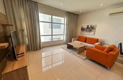 Apartment - 2 Bedrooms - 2 Bathrooms for rent in Mahooz - Manama - Capital Governorate