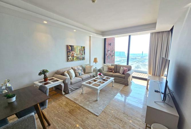 969121 - Property Image 2