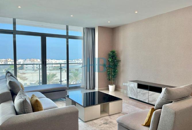 974408 - Property Main Image