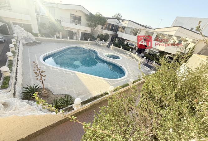 951611 - Property Image 2
